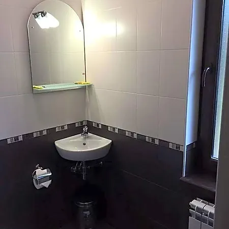 семеен гингеръ Hotel