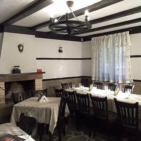 семеен гингеръ Hotel Pamporovo
